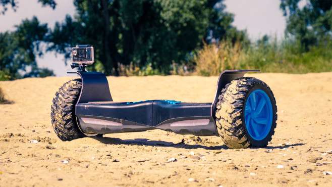 IO Hawk Cross: Neues Hoverboard fürs Offroad-Gelände