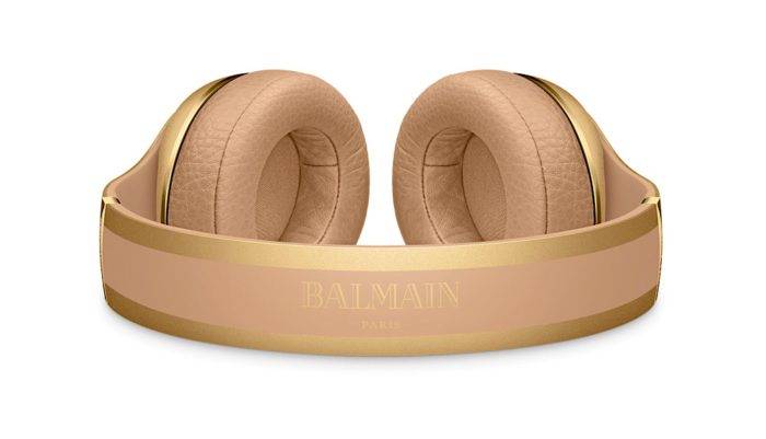 Beats Kooperation mit Balmain – 2 goldene Kopfhörer